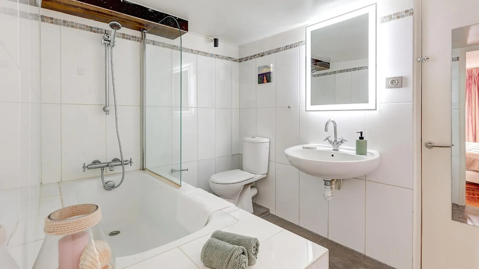Apartment Pompidou & Louvre - 1br - Cityapartmentstay *